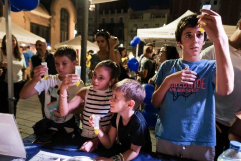 Los investigadores de nuestro grupo han participado en La Nit de la Recerca de Tarragona con el taller 'La Ciència dels Aliments'